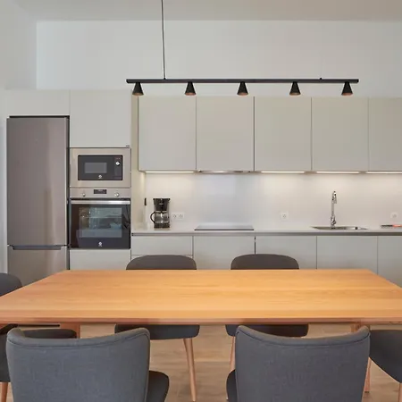 Blancazul Anaisa, A * Πλάγια Μπλάνκα